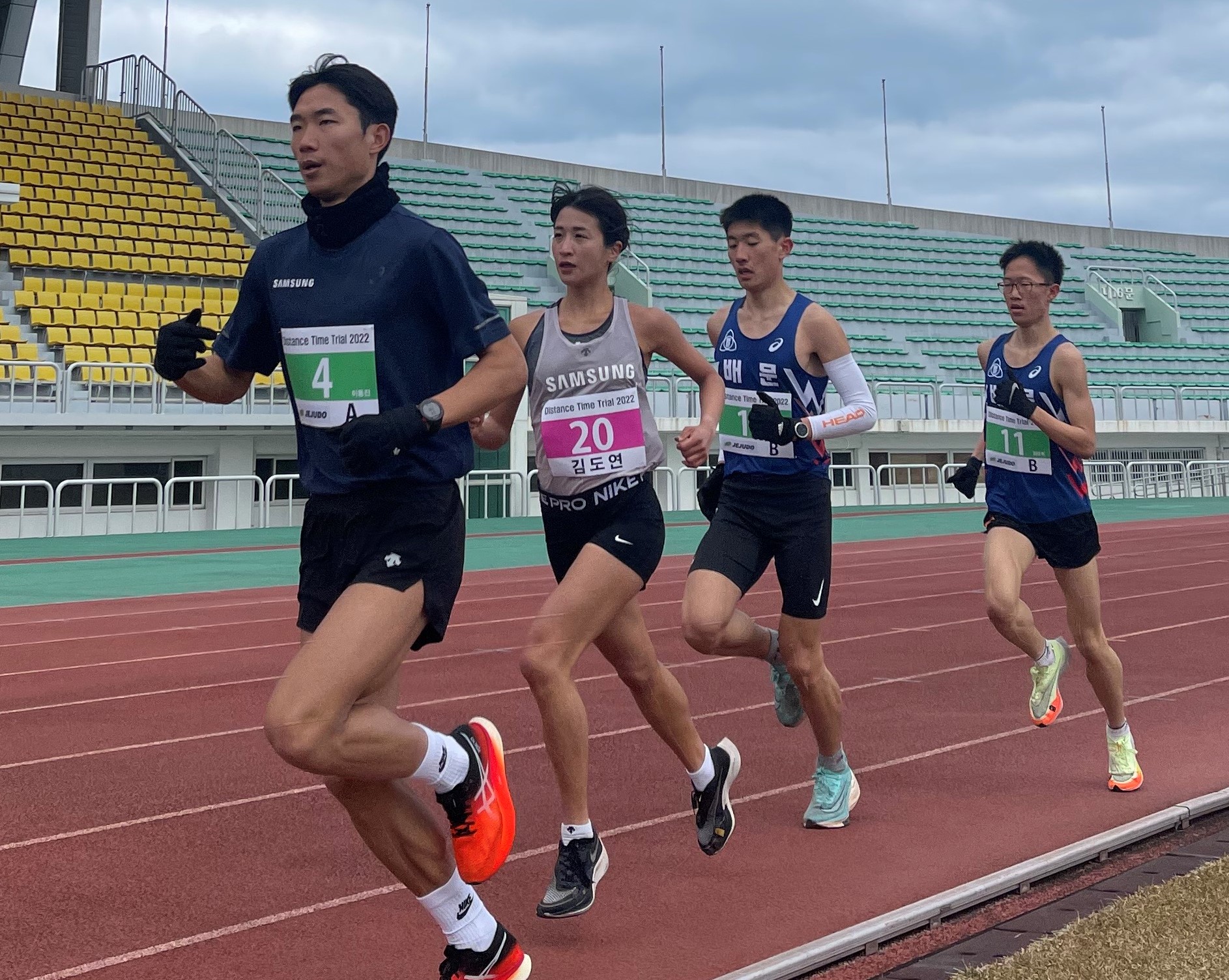 [2022 시즌전 기록회] 여자10000m